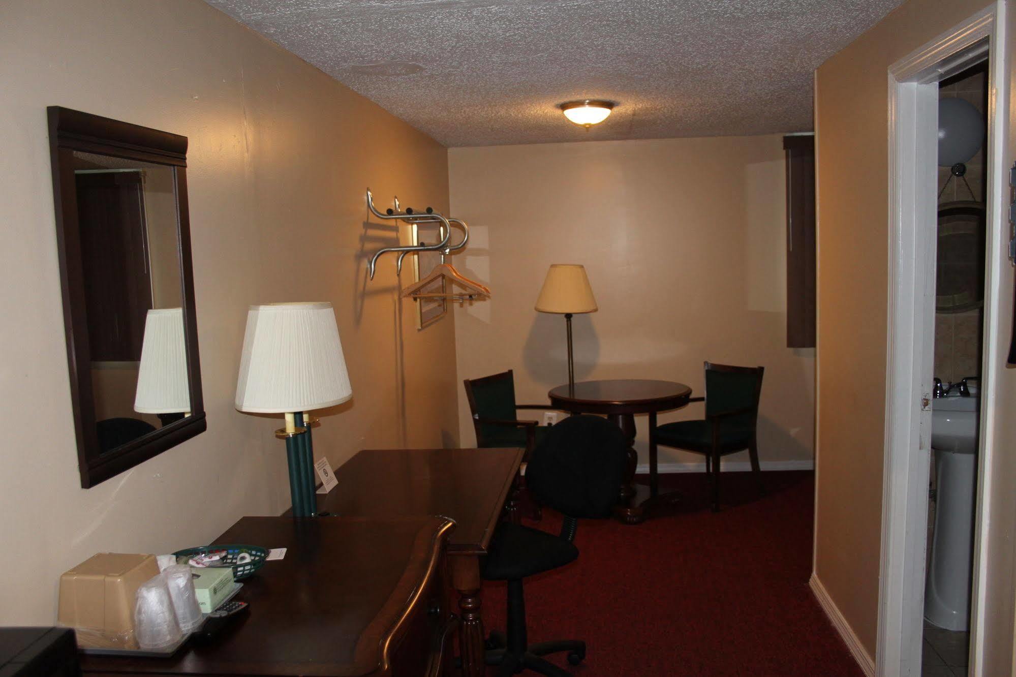 Budget Inn Massapequa Massapequa Park Exterior foto